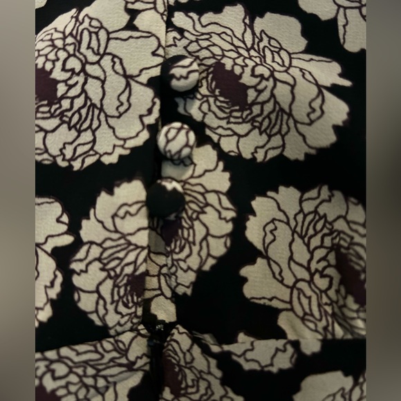 NWOT Fit & Flare Tristan Floral Dress Size S - Picture 7 of 7